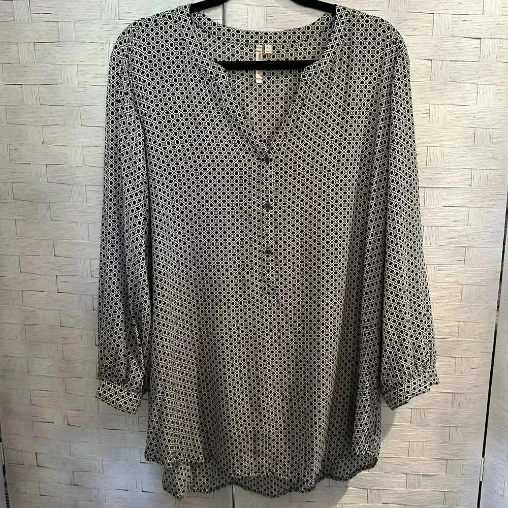 grand & greene® Diamond Print Blouse Size XL Black/White an excellent‎ condition